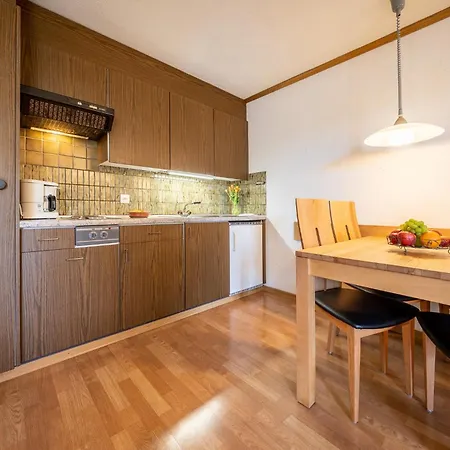 4306 Liebevolle 1,5-zimmer-wohnung Mit Balkon Und Traumhaftem Ausblick * Vulpera