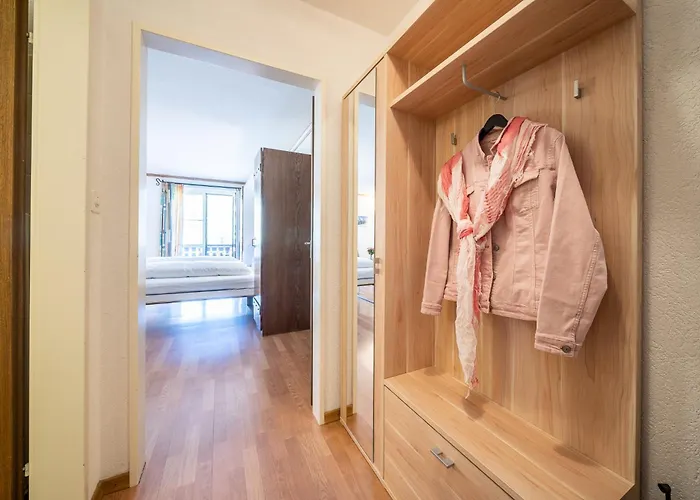 4306 Liebevolle 1,5-zimmer-wohnung Mit Balkon Und Traumhaftem Ausblick Apartman